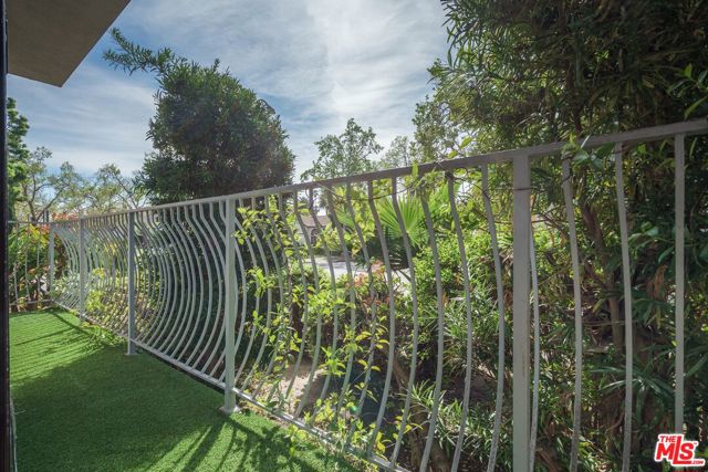 9125 CHARLEVILLE Boulevard, 19 photo 4