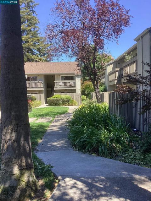 2560 WALNUT BLVD., Walnut Creek, California 94596, 1 Bedroom Bedrooms, ,1 BathroomBathrooms,Condominium,For Sale,WALNUT BLVD.,41068689