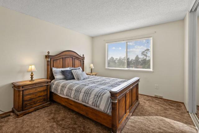 881 Terry Street, Monterey CA: https://media.crmls.org/mediaz/6e979363-a387-4122-b6a2-8cd072d09ce3.jpg