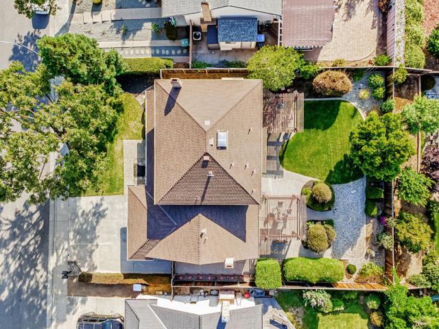 5186 Sunny Creek Drive, San Jose CA: https://media.crmls.org/mediaz/6e989f66-4861-46dc-829e-0785ba942b67.jpg