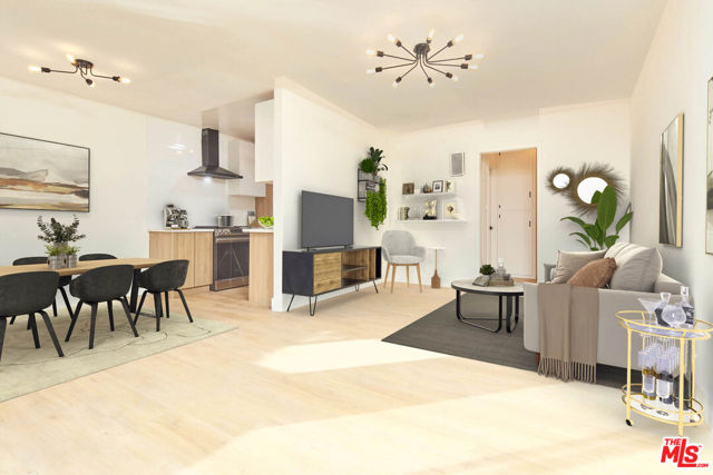 204 N Manhattan Place, Los Angeles CA: https://media.crmls.org/mediaz/6e98f395-d996-42f6-8d35-d3779360b6d8.jpg