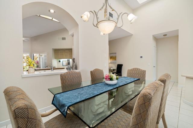79835 Pecan, La Quinta CA: https://media.crmls.org/mediaz/6e99339d-4077-481a-9afb-8a09cc656930.jpg