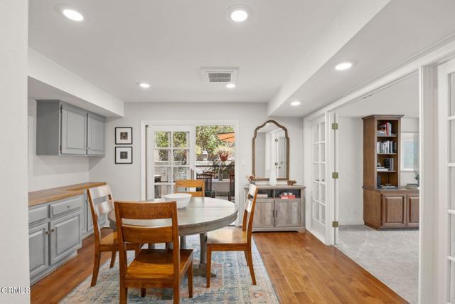 1990 Valley Meadow Drive, Oak View CA: https://media.crmls.org/mediaz/6e9a5ee5-22bc-41c8-9a2e-bc6ac20b1837.jpg