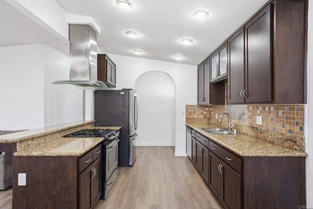 Detail Gallery Image 4 of 24 For 1115 Oasis Ave, Chula Vista,  CA 91911 - 4 Beds | 2 Baths