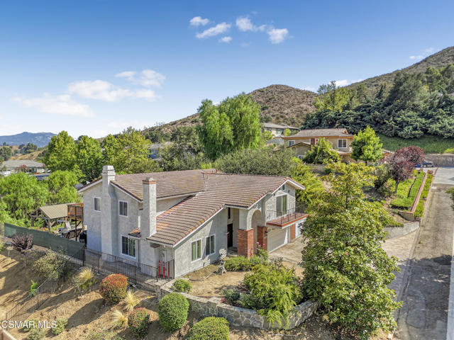 27802 Via Amistosa, Agoura Hills CA: https://media.crmls.org/mediaz/6e9b7af3-b419-4785-a9f8-70dbc3694d11.jpg