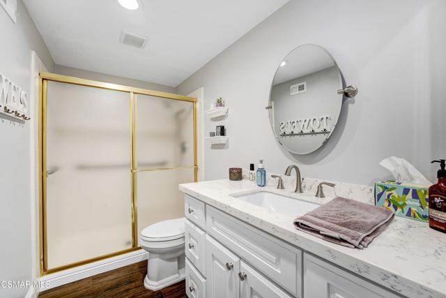 2266 Lansdale Court, Simi Valley CA: https://media.crmls.org/mediaz/6e9b84d8-0489-45aa-9ad9-56acedb5c29c.jpg