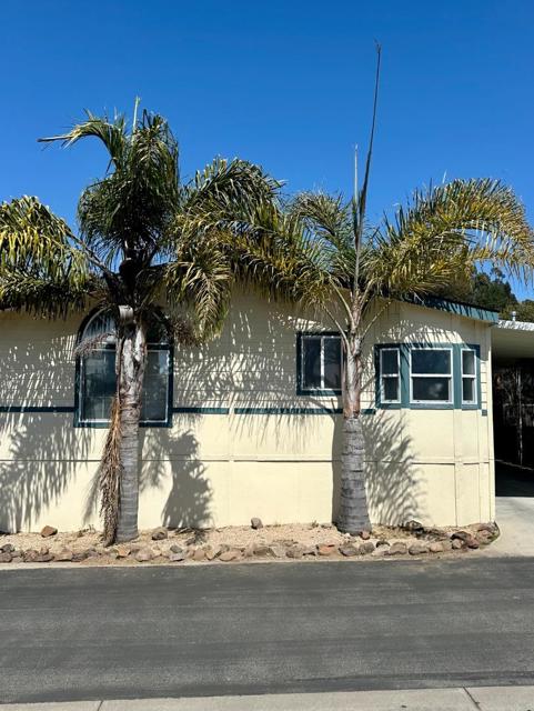 60 Plumosa Lane, Aptos CA: https://media.crmls.org/mediaz/6e9bdcd2-d714-47c5-9774-79048b154a12.jpg