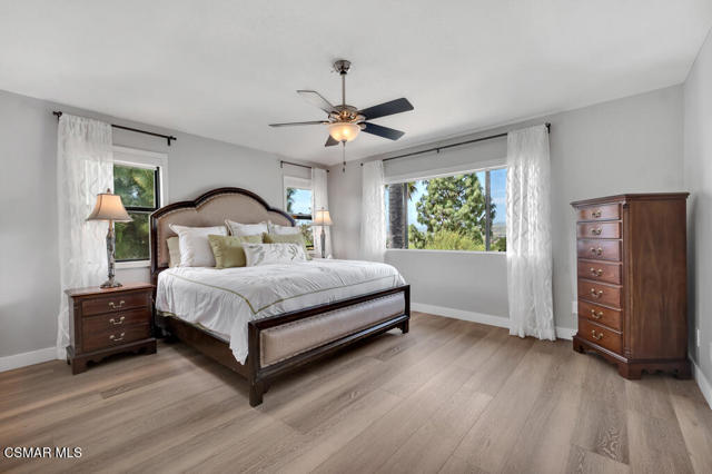 13101 Thomasville Court, Moorpark CA: https://media.crmls.org/mediaz/6e9c6c05-d1ee-49e4-86ed-debec7acd65e.jpg