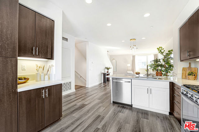 3945 Eagle Rock Boulevard, 50 photo 10