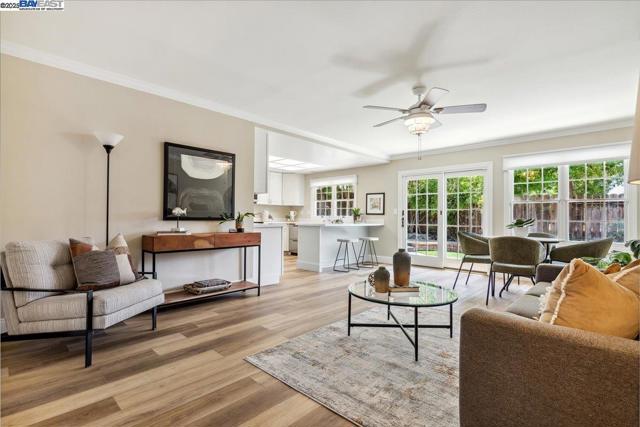 4532 Birch Bark Rd, Concord CA: https://media.crmls.org/mediaz/6e9d8480-970e-4495-9bfd-0d85b30c6d7b.jpg