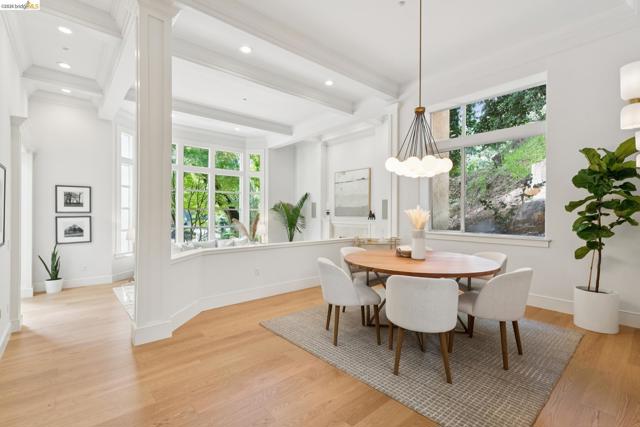 Image 13 of 57 For 23 Valant Place