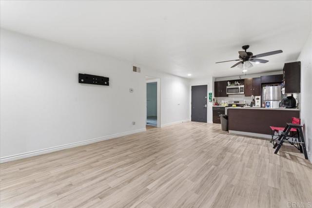 Detail Gallery Image 6 of 25 For 10699 San Diego Mission Road #112,  San Diego,  CA 92108 - 2 Beds | 1 Baths