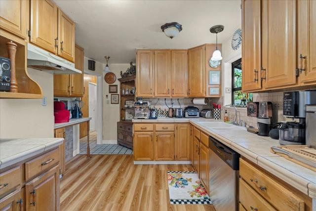 1829 Cabana Drive, San Jose CA: https://media.crmls.org/mediaz/6e9ef3a9-ec46-4100-8a33-30430622a1fd.jpg