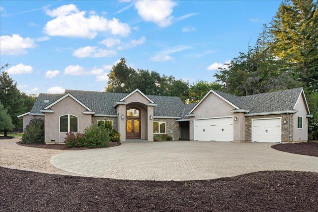 15211 Becky Lane, Monte Sereno CA: https://media.crmls.org/mediaz/6e9f4f93-244f-4c9e-a68c-7940305535db.jpg