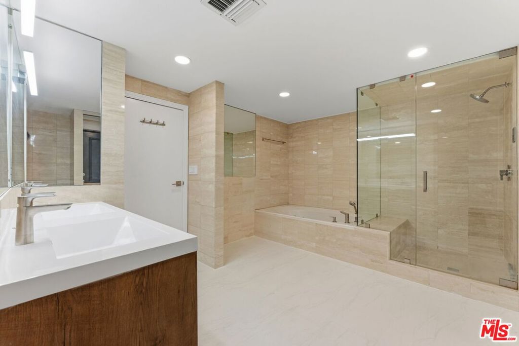 MLS #26686381 image #13