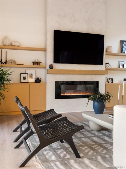 2524 Luciernaga St, Carlsbad CA: https://media.crmls.org/mediaz/6ea0d032-3fab-4388-aa6d-7dee0a2a944f.jpg