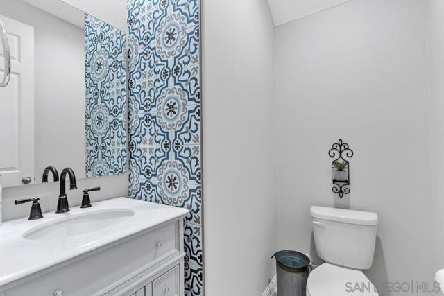 35805 Shetland Hills E, Fallbrook CA: https://media.crmls.org/mediaz/6ea2d560-1e40-4c54-915d-b8bd048ca51b.jpg