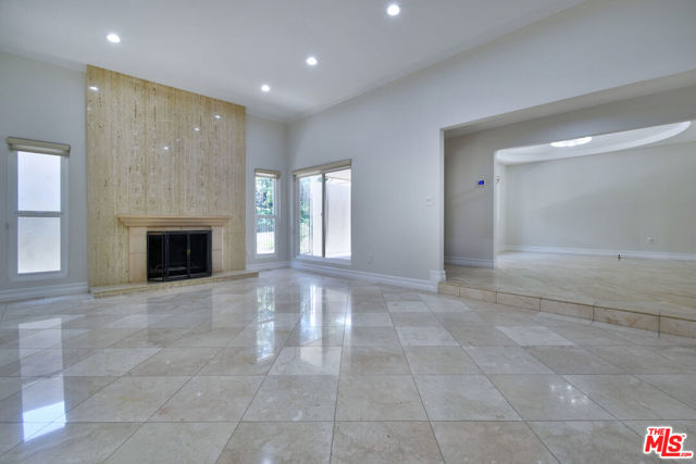 23637 Park Belmonte, Calabasas CA: https://media.crmls.org/mediaz/6ea3114a-1190-4aeb-a572-c6b3c1f2e642.jpg