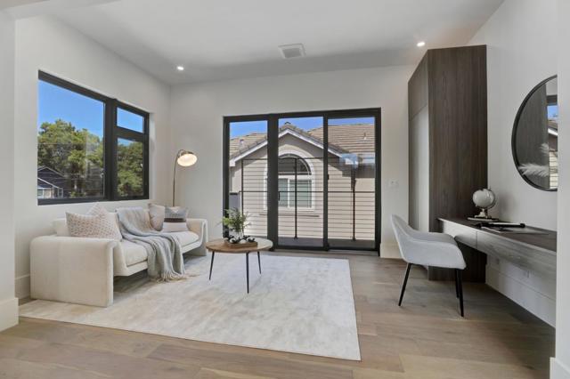 546 9th Avenue, Menlo Park CA: https://media.crmls.org/mediaz/6ea361da-940a-48a1-98e1-b41855444902.jpg