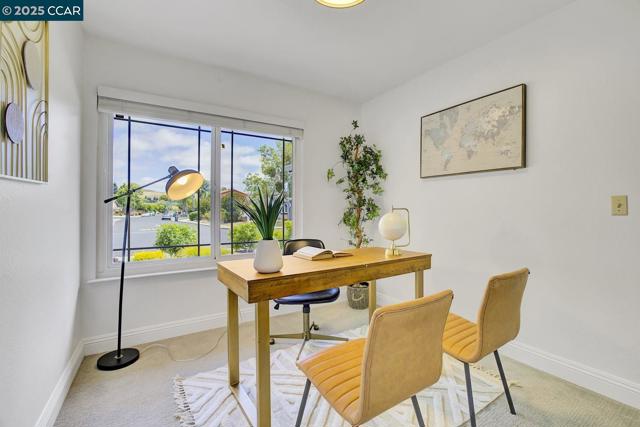 9821 Broadmoor Dr, San Ramon CA: https://media.crmls.org/mediaz/6ea3c920-6fcb-4245-a647-70c4d88b801a.jpg