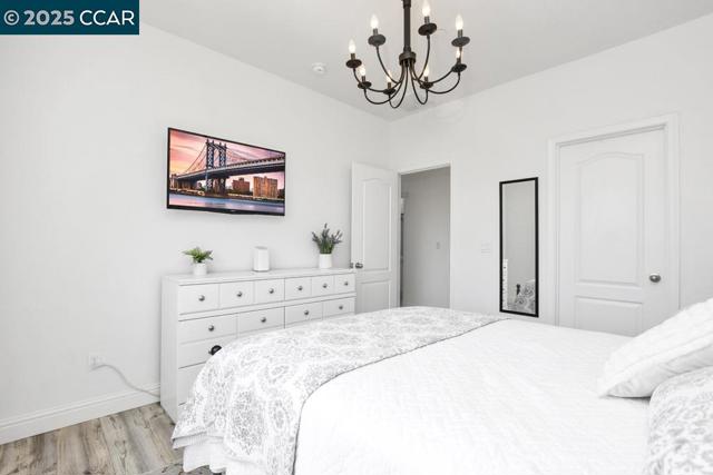 369 Myrtle Ln, Oakley CA: https://media.crmls.org/mediaz/6ea4ab25-b8ac-4d96-920f-40c25a5983df.jpg