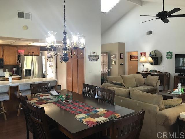 Detail Gallery Image 13 of 39 For 346 Hunter Ct, Alpine,  CA 91901 - 3 Beds | 2 Baths