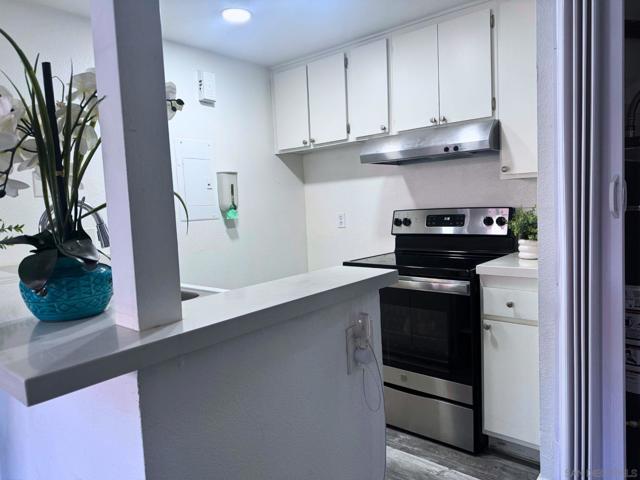 875 W San Ysidro Blvd, San Ysidro CA: https://media.crmls.org/mediaz/6ea5a535-99e1-4671-a611-3df501535cfa.jpg