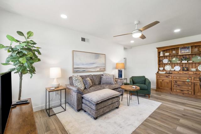 Image 5 of 27 For 72666 Bursera Way 4