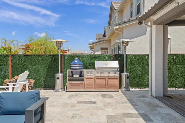 7171 Spumante Court, Gilroy CA: https://media.crmls.org/mediaz/6ea6e9fa-2c82-4f94-b034-fda3db308a7e.jpg