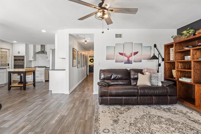 Detail Gallery Image 13 of 42 For 640 Mclain St, Escondido,  CA 92027 - 3 Beds | 2 Baths