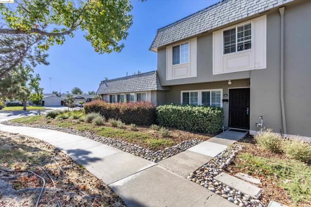 Image 2 for 3403 Prince Of Wales Ln, San Jose, CA 95132