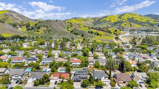 5308 Ambridge Drive, Calabasas CA: https://media.crmls.org/mediaz/6ea9b1b0-372c-4e9b-ad7c-7737ed8c41d3.jpg