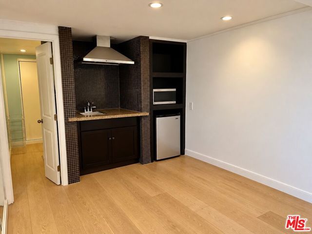 3 Bed Home for Sale in Los Angeles, California