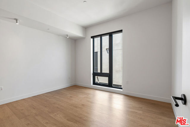 10700 Tabor Street, Los Angeles CA: https://media.crmls.org/mediaz/6eaa2c27-1b74-4000-9c33-d807c4e506ee.jpg