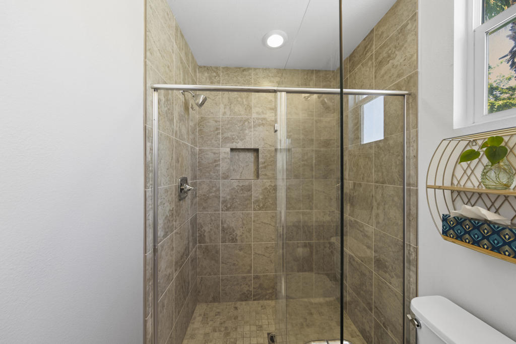 MLS #219136646DA image #29