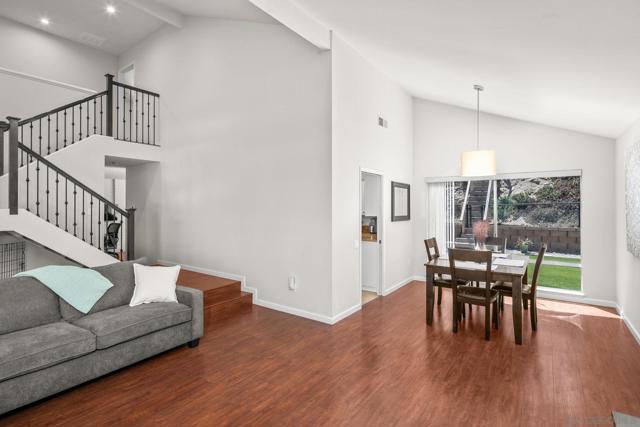 17078 Matinal Rd, San Diego CA: https://media.crmls.org/mediaz/6eac0513-ab45-47b8-b331-ebd72a31455f.jpg