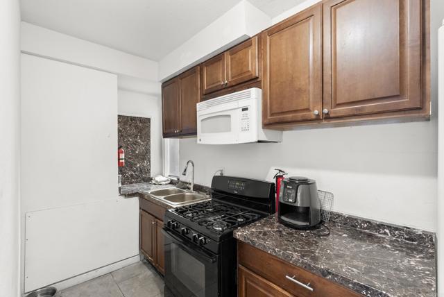 Detail Gallery Image 36 of 55 For 1936 O Ave, National City,  CA 91950 - 3 Beds | 3/1 Baths