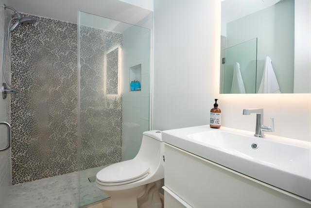 71 Westlake Circle, Palm Springs CA: https://media.crmls.org/mediaz/6eaca10a-649c-416c-bb6f-4c824c08948c.jpg