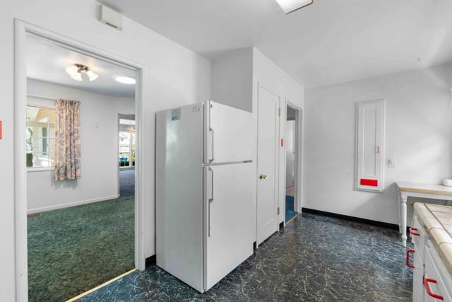 1116 17th Avenue, Redwood City CA: https://media.crmls.org/mediaz/6eace44d-3fa5-47a4-931e-6a22563c28af.jpg