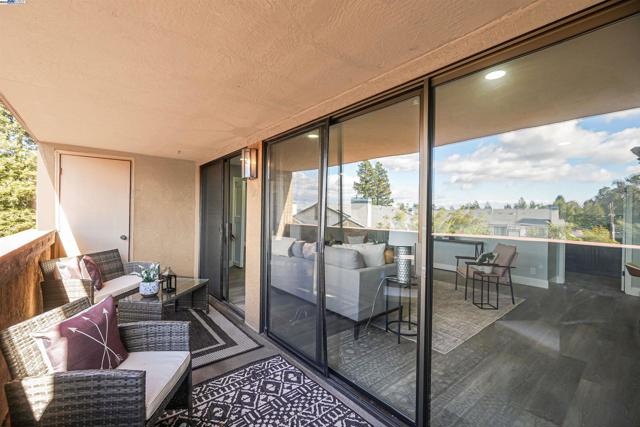 Image 44 of 55 For 26937 Hayward Blvd  217