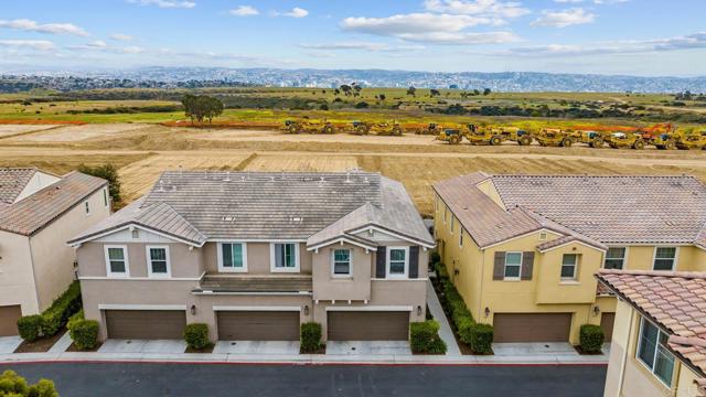 5441 San Roberto, San Diego CA: https://media.crmls.org/mediaz/6eae829c-79e1-4a47-9569-61d84502f806.jpg