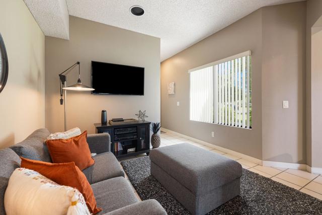 79822 Olympia Fields, La Quinta CA: https://media.crmls.org/mediaz/6eb0f811-07d9-45d4-be96-ce24d080c820.jpg