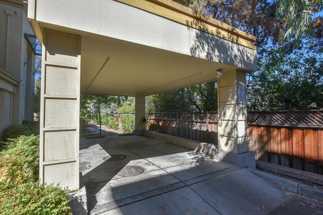 1113 Trinity Lane, Palo Alto CA: https://media.crmls.org/mediaz/6eb12615-c923-4bc0-88ba-893f96e93e26.jpg