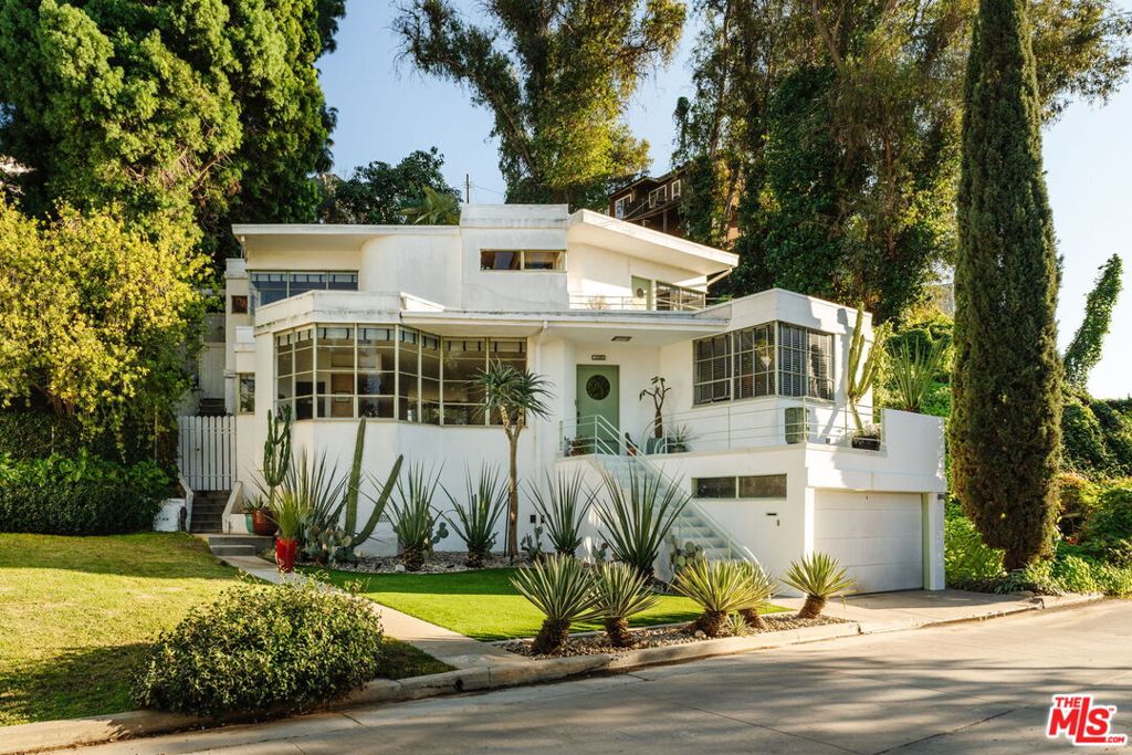 1530 N Easterly Terrace