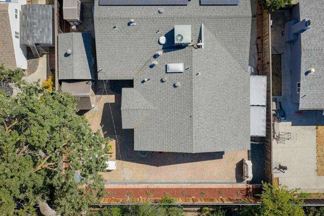 4749 Montreal Dr, San Jose CA: https://media.crmls.org/mediaz/6eb1eee4-4f7f-44b8-8fe1-40c24c560628.jpg