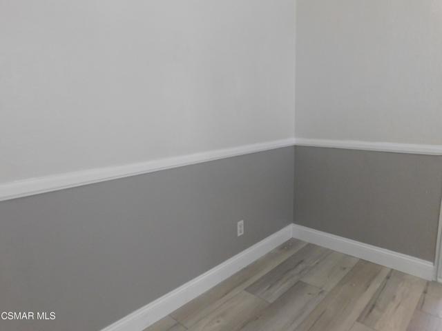 559 Stoney Peak Court, Simi Valley CA: https://media.crmls.org/mediaz/6eb3197b-9476-4b6e-b996-08bc6b18928c.jpg