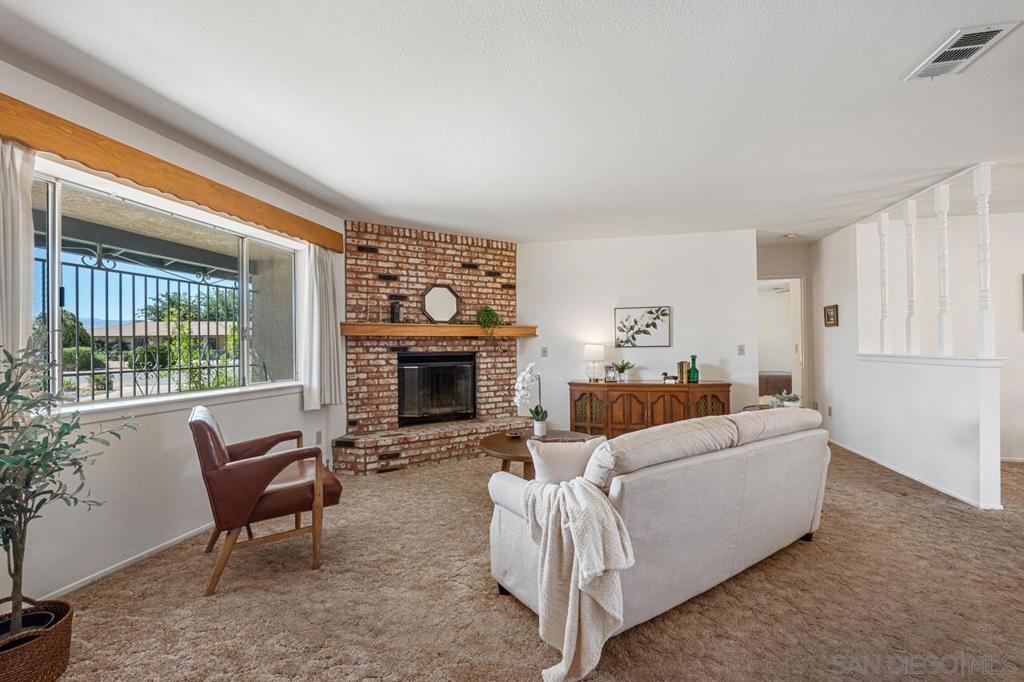 MLS #260015834SD image #10
