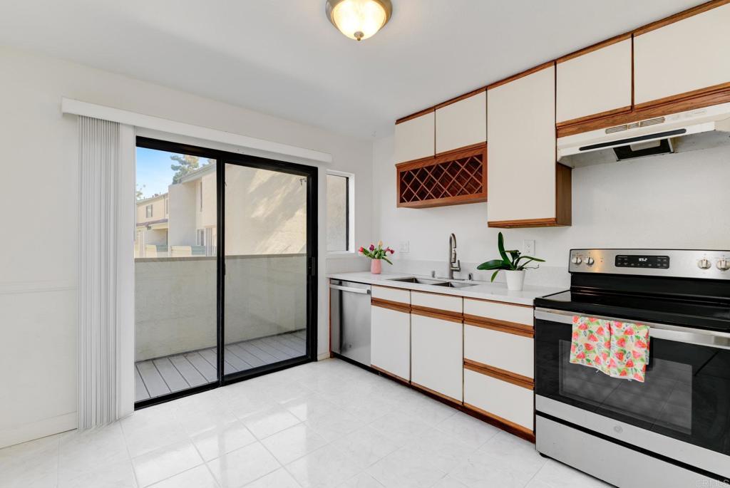 3324 Caminito Eastbluff - photo 10