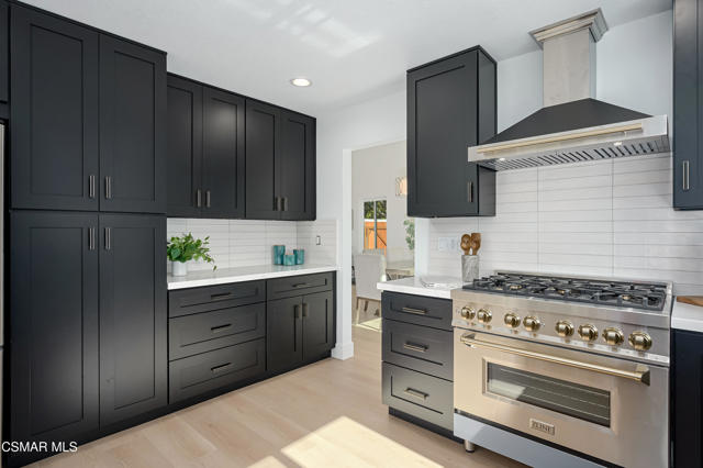 574 Nicole Drive, Newbury Park CA: https://media.crmls.org/mediaz/6eb40437-399c-434d-9a62-1d742c8906af.jpg