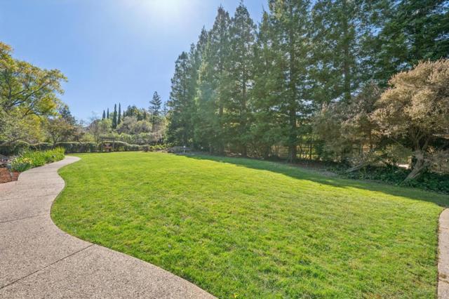 18074 Daves Avenue, Monte Sereno CA: https://media.crmls.org/mediaz/6eb609d0-3a06-4ac6-ab7b-1fca2f0f6139.jpg
